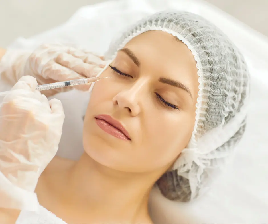 woman receiving CROMA PhilArt EYE treatment at parpar
